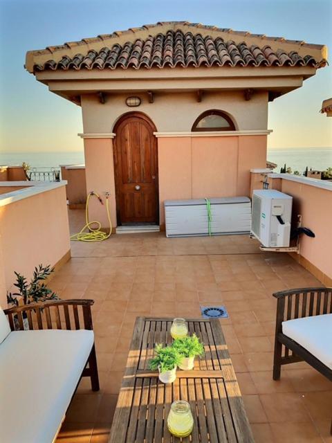 Penthouse Mojon Hills Apartment Isla Plana Exterior photo